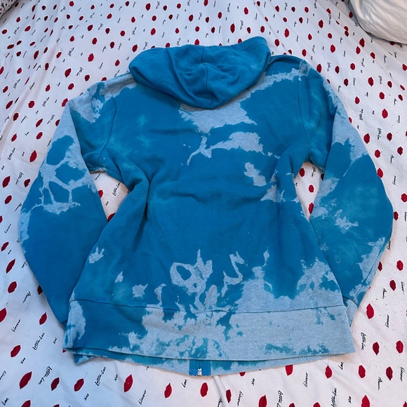 Blue tie-dye sweater - Picture 2 of 8